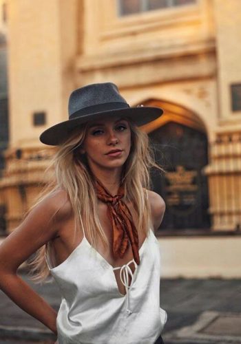 42 Great Summer Scarves For That Pulled Together Look