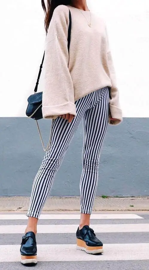 Today we bring some of the favorite womens pants skinny fit and slim outfit ideas, so expect trendy ideas you can rock with this kind of fashionable items.
